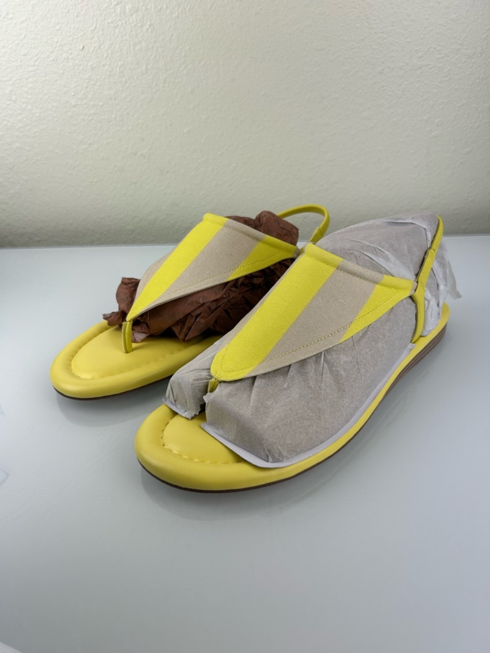 Franco Sarto Jocelyn Sz 11M Bright Neon Yellow Slingback Sandals Open Toe Thong - Picture 8 of 16